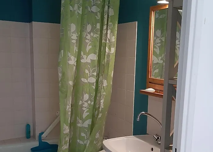 T3 Ideal, Proche Et Centre, Parking, Balcon - Fr-1-319-491 Διαμέρισμα *